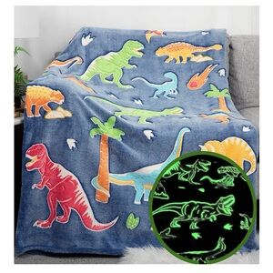 Dinosaur Glow-in-the-Dark Blanket - Blue